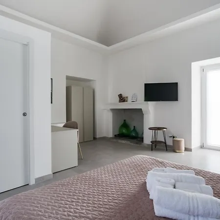 Palazzo Vesuviano Gasthof 3*